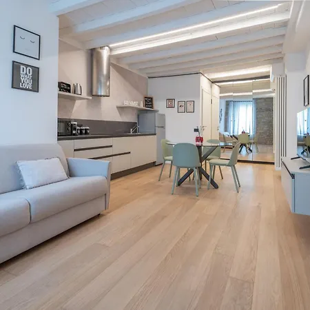 Maison Michelle Apartment *