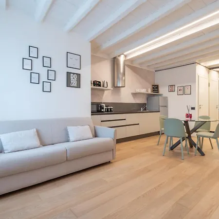Maison Michelle דירה
