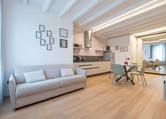 Maison Michelle דירה